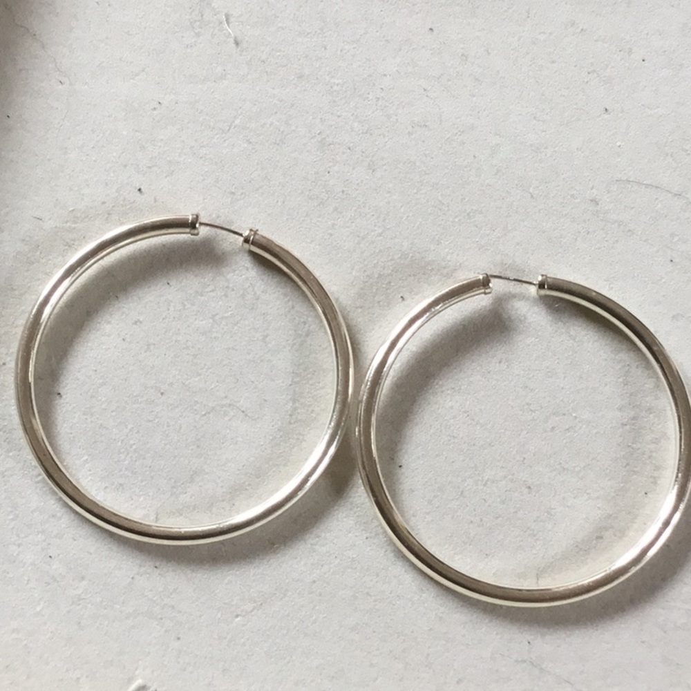 Sterling Hoops Classic